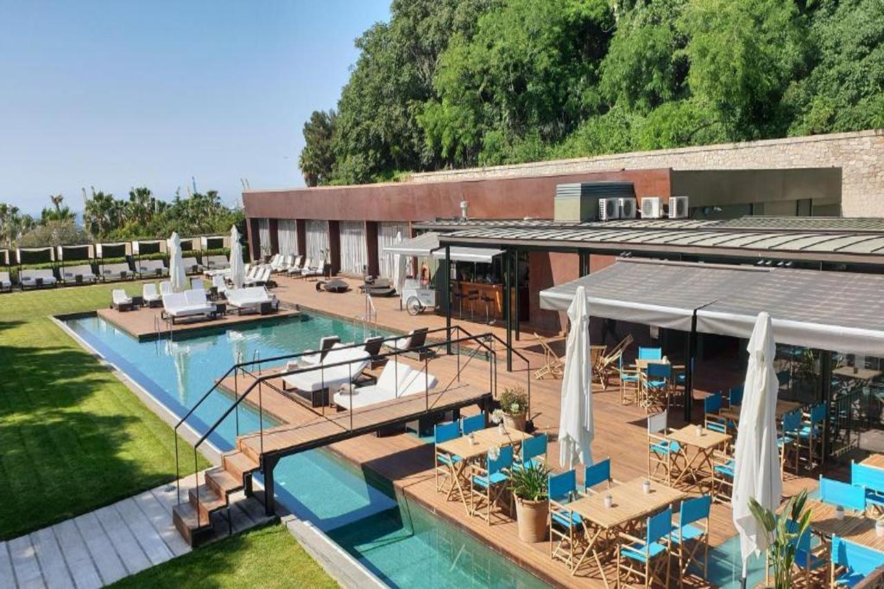 巴塞罗那美丽华酒店gl 外观 照片 The hotel's pool