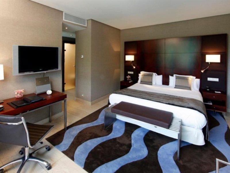 巴塞罗那美丽华酒店gl 外观 照片 A room at the hotel