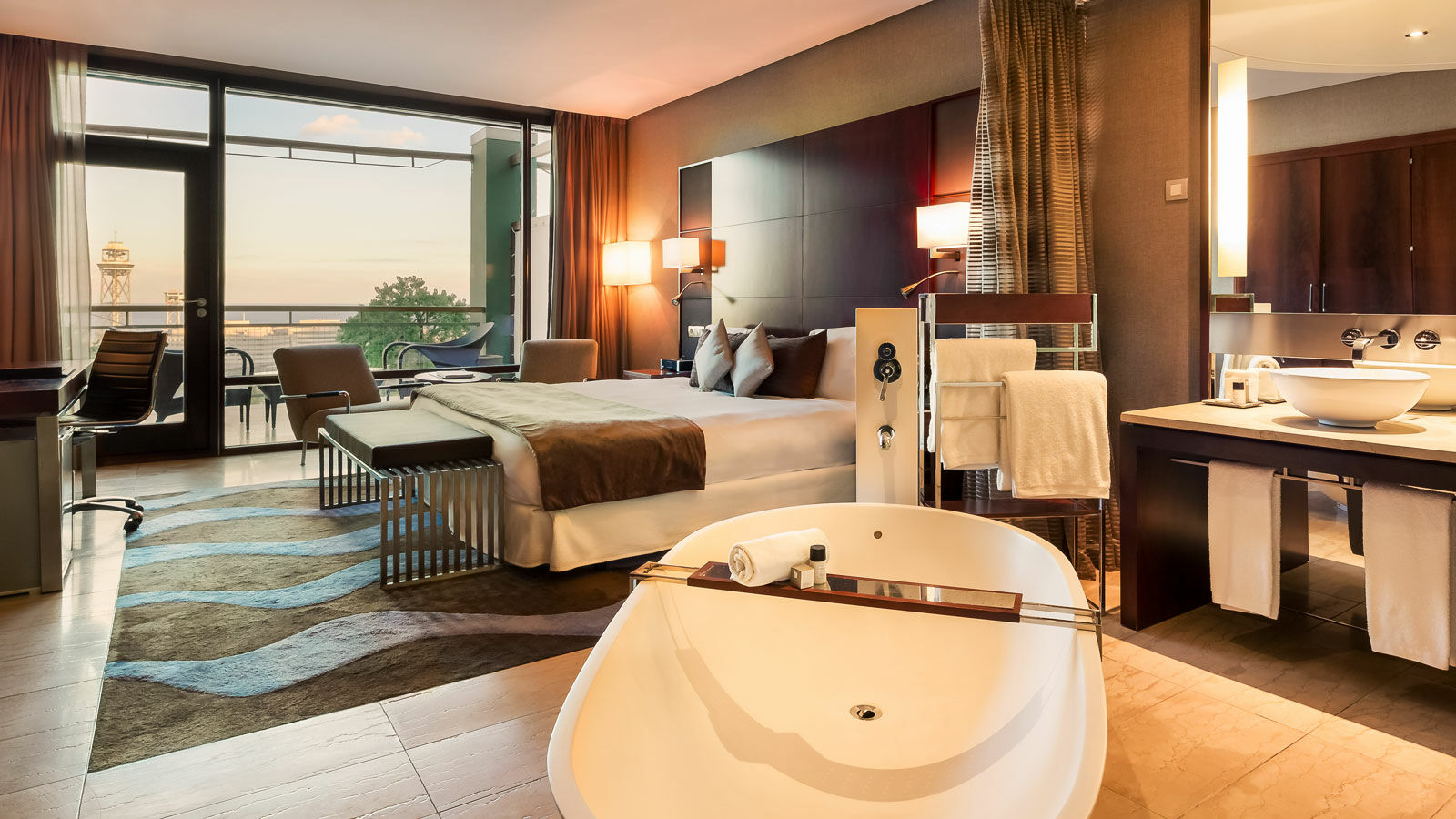 巴塞罗那美丽华酒店gl 外观 照片 A suite at the hotel