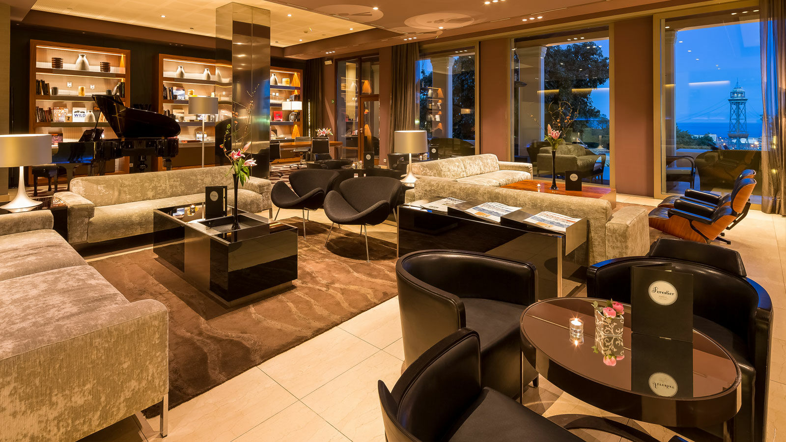 巴塞罗那美丽华酒店gl 外观 照片 The lounge at the airport